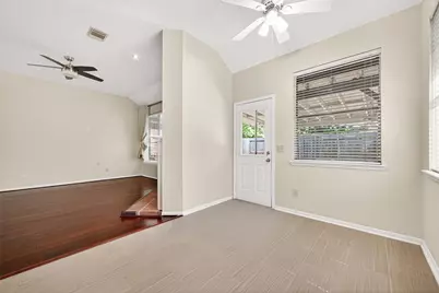 9846 N Villa Drive, Houston, TX 77064 - Photo 19