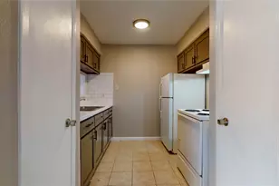5017 Mallow St, Houston, TX 77033 - Photo 17