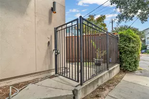 1624 Vermont St, Houston, TX 77006 - Photo 5