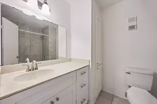 6645 Wanda Ln, Houston, TX 77074 - Photo 11