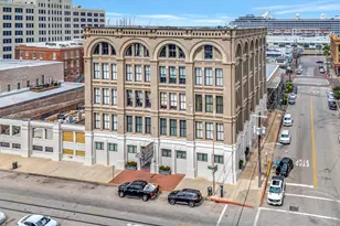 2400 Mechanic St, Galveston, TX 77550 - Photo 7