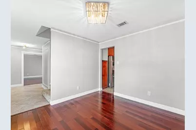 711 Lodgehill Lane, Houston, TX 77090 - Photo 11