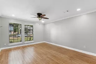 711 Lodgehill Ln, Houston, TX 77090 - Photo 13