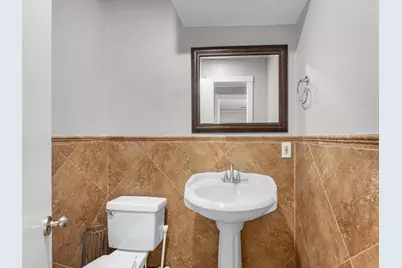711 Lodgehill Lane, Houston, TX 77090 - Photo 17