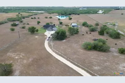 1733 County Road 376, Shiner, TX 77984 - Photo 33