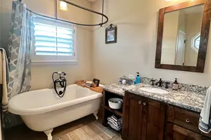 1733 Co Rd 376, Shiner, TX 77984 - Photo 15