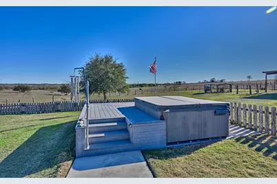 1733 County Road 376, Shiner, TX 77984 - Photo 23