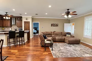 1733 Co Rd 376, Shiner, TX 77984 - Photo 7