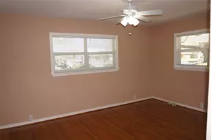 9905 Westview Dr, Houston, TX 77055 - Photo 23