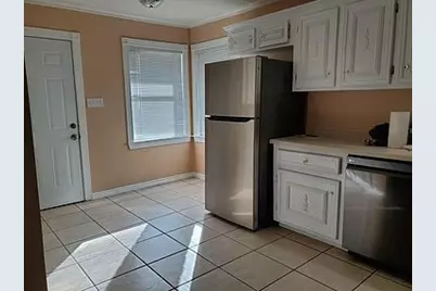 9905 Westview Drive, Houston, TX 77055 - Photo 11