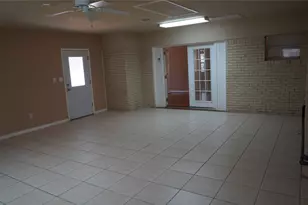 9905 Westview Dr, Houston, TX 77055 - Photo 21