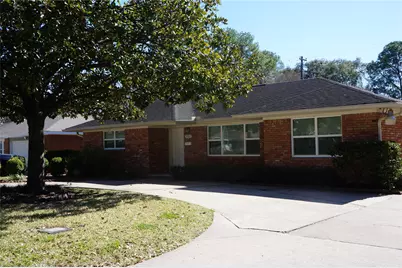 9905 Westview Drive, Houston, TX 77055 - Photo 3