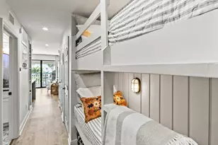 6102 Seawall Blvd, Galveston, TX 77551 - Photo 17