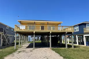 106 Coconut Rd, Surfside Beach, TX 77541 - Photo 1