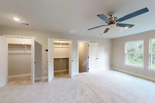 58 Lantana Ct, Lake Jackson, TX 77566 - Photo 13