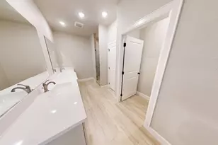 58 Lantana Ct, Lake Jackson, TX 77566 - Photo 25