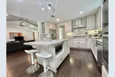 5638 Grape Street, Houston, TX 77096 - Photo 1