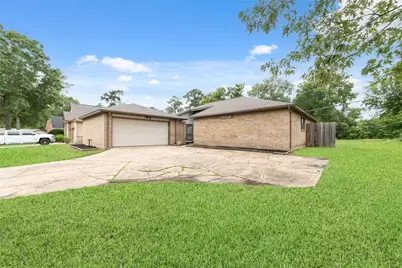 16611 N Quadrant Court, Crosby, TX 77532 - Photo 1