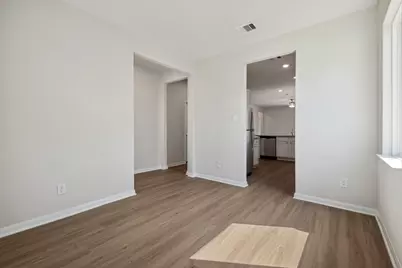 335 Kingston Way, Waller, TX 77484 - Photo 5