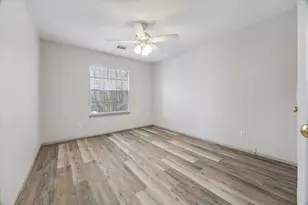 22 S Bethany Bend Cir, The Woodlands, TX 77382 - Photo 27