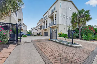 2611 Riverside Drive #C, Houston, TX 77004 - Photo 1