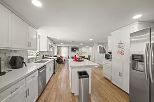 3403 Ursuline St, Galveston, TX 77550 - Photo 15