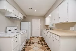 515 Westside Ct, Pasadena, TX 77502 - Photo 7