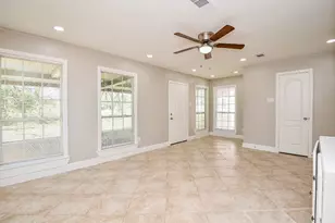 515 Westside Ct, Pasadena, TX 77502 - Photo 9