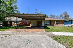 515 Westside Ct, Pasadena, TX 77502 - Photo 1