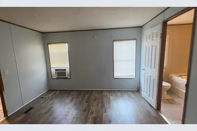 115 Mary, Huntsville, TX 77320 - Photo 5