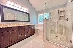 67 N Merryweather Cir, Conroe, TX 77384 - Photo 17