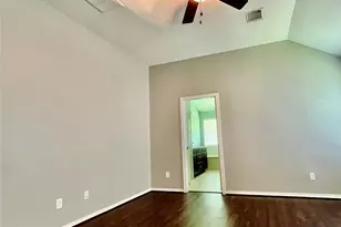 67 N Merryweather Cir, Conroe, TX 77384 - Photo 15