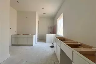 10315 Chatterton Dr, Houston, TX 77043 - Photo 11