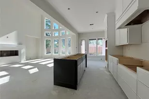 10315 Chatterton Dr, Houston, TX 77043 - Photo 7