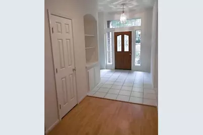 1106 Kerri Court, Sugar Land, TX 77479 - Photo 3