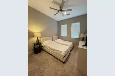 38 Jarvis Row Circle, The Woodlands, TX 77380 - Photo 9