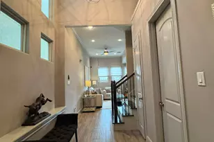 38 Jarvis Row Cir, The Woodlands, TX 77380 - Photo 3