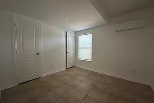 1108 Redbud Cir, Pasadena, TX 77502 - Photo 9