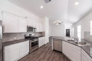 26010 Windy Prairie Ct, Richmond, TX 77406 - Photo 9