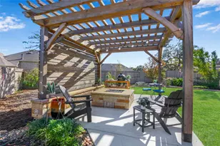 2291 Oak Run Pkwy, New Braunfels, TX 78132 - Photo 25