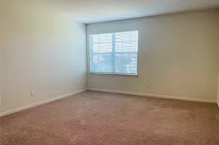 11042 Hillside Creek Dr, Humble, TX 77396 - Photo 19