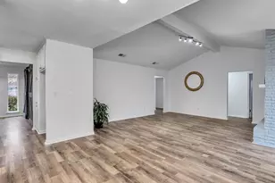 5675 Sylmar Rd, Houston, TX 77081 - Photo 19