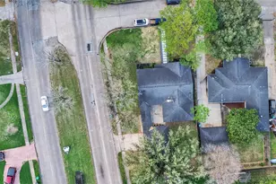 5675 Sylmar Rd, Houston, TX 77081 - Photo 9