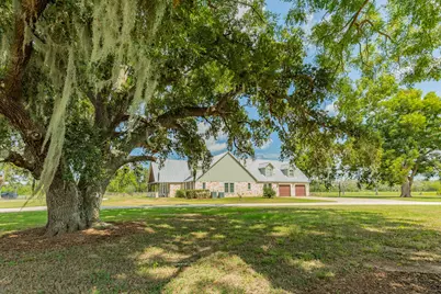 620 Brit Baily Blvd, Angleton, TX 77515 - Photo 37