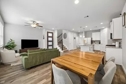 9808 Rugged Oaks Drive, Houston, TX 77080 - Photo 11