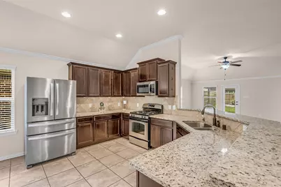 31747 Summit Springs Lane, Spring, TX 77386 - Photo 9