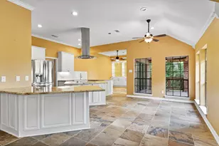 97 Avenue J, Dickinson, TX 77539 - Photo 7