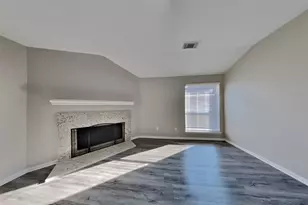 10726 Perigrine Dr, Houston, TX 77065 - Photo 3