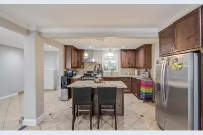 5423 N Shady Creek Drive, Houston, TX 77017 - Photo 9