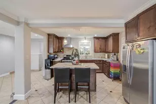 5423 N Shady Creek Dr, Houston, TX 77017 - Photo 9